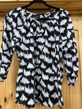 Westbound‎ Black & White Brushstroke Pattern Top